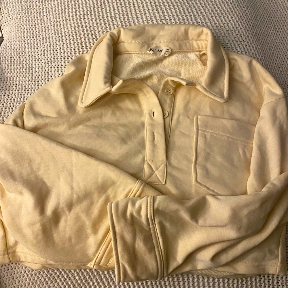 Cropped Long Sleeve Top